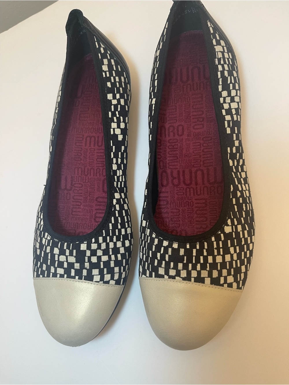 Munro Black and Gold Cap-Toe Patterned Ballet Flats